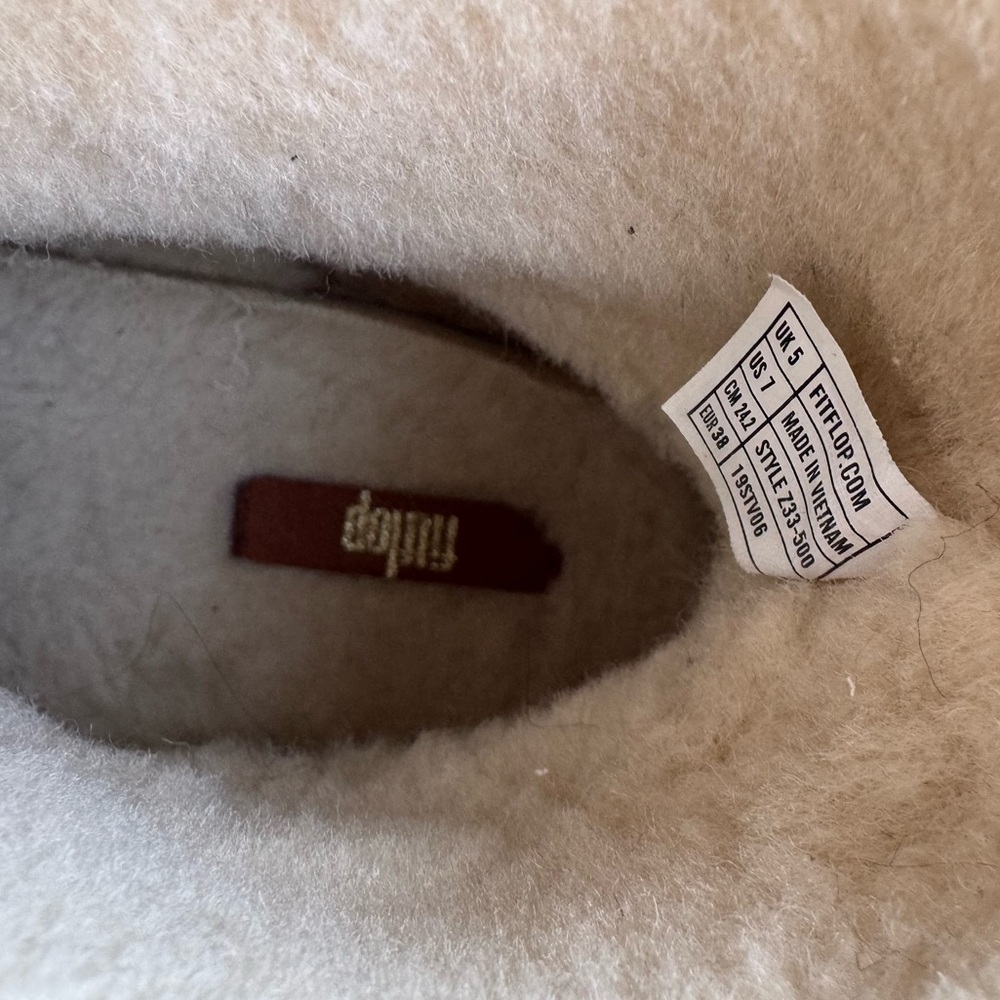 Fitflop Skandi winter boots - size US 7 - Picture 7 of 7